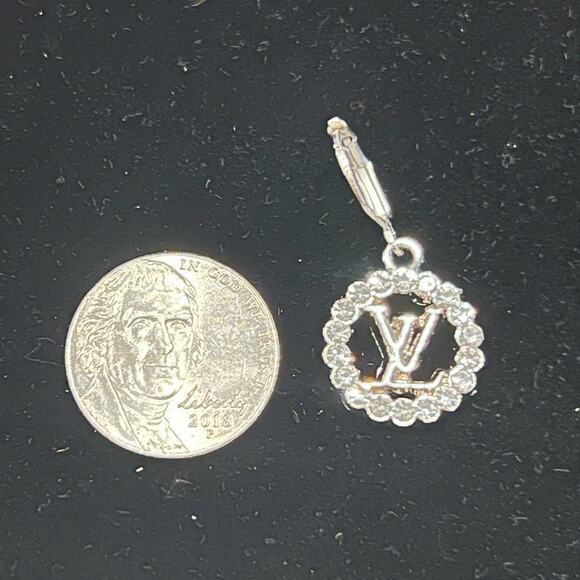 Louis Vuitton LV Zipper Pull Charm Lever Back Earrings (LVXX020) - Picture 3 of 4